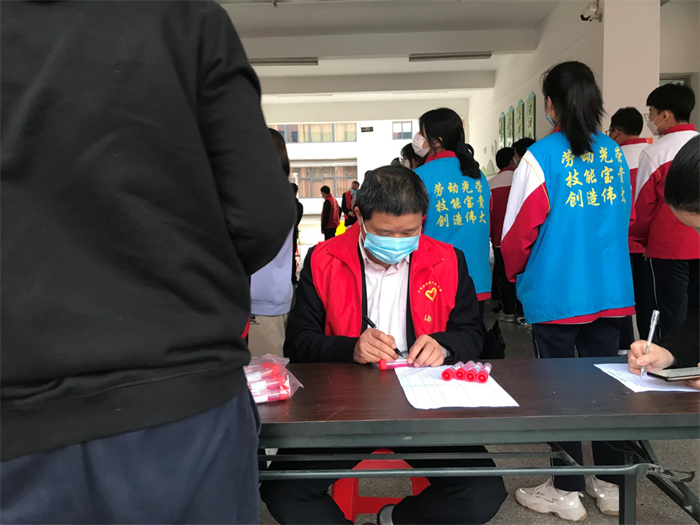1652438301602816.png 图片3.png